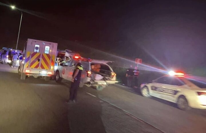 Highway accident – ​​A school excursion minibus carrying children was involved in an accident